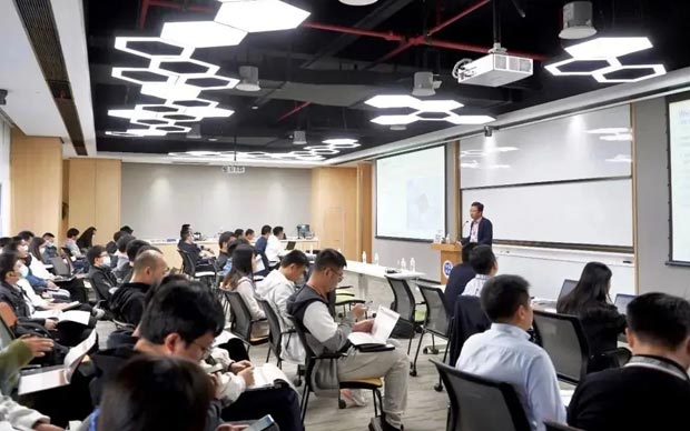 瑞薩電子與吉利汽車深化合作，共探汽車電子前沿技術(shù)